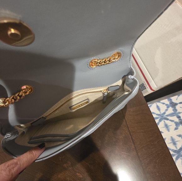 Tory Burch Kira Chevron Small Leather Shoulder Bag Rainwater Blue - Picture 14 of 16